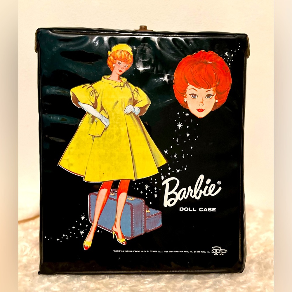 VINTAGE BARBIE MATTEL BLACK DOLL CARRYING CASE VIVID BOLD COLORS COLLECTIBLE